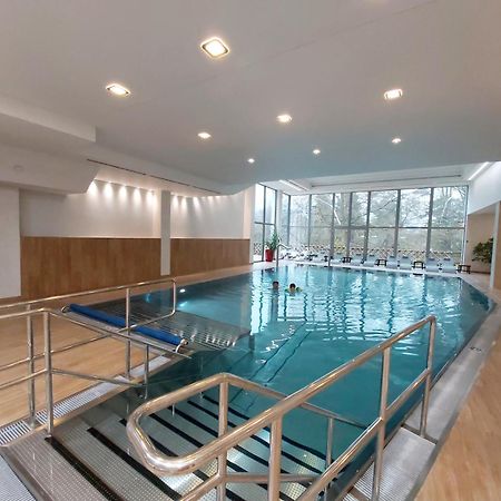 Pension U Golfu Cihelny 카를로비바리 외부 사진